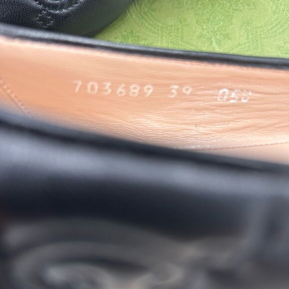 SOLD!!     Women’s Gucci GG, quilted leather ballet flats, size 39 made in Italy - Picture 6 of 8